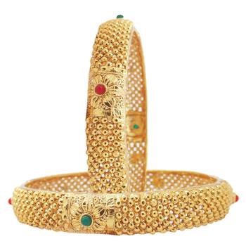 Gold bangles-and-bracelets 3