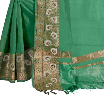 Green woven cotton silk saree with blouse 3
