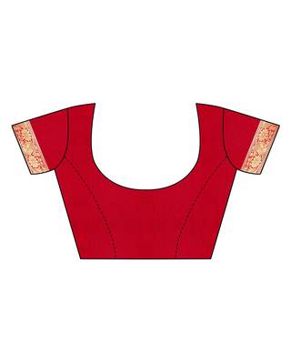 Red woven silk blend saree with blouse 5
