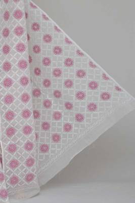 White-Pink Colour Hand Embroidered Multithread Kota Cotton Tepchi Work Lucknowi Chikankari Saree  3