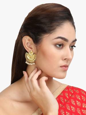 Gold Earrings 3