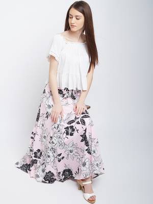 Black printed crepe skirts 1