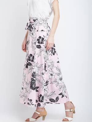 Black printed crepe skirts 5