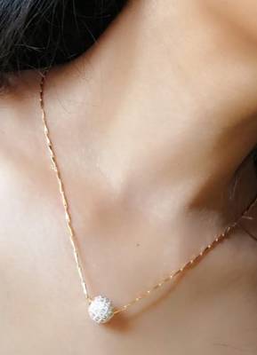 Gold necklaces 2