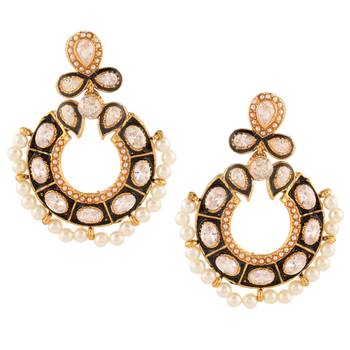 Black chandbali 1