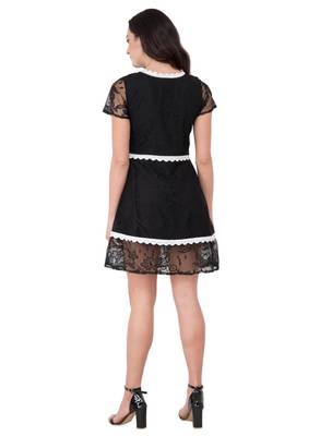 Black plain crepe dresses 4