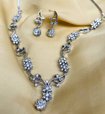 Gold necklace-sets 1