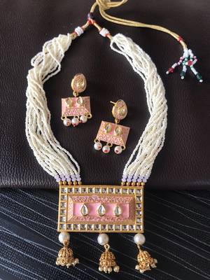 Gold necklace-sets 1