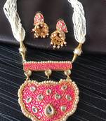 Gold necklace-sets