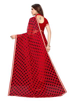 Red Printed Chiffon Saree With Blouse 4