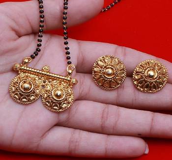Gold diamond mangalsutra 1