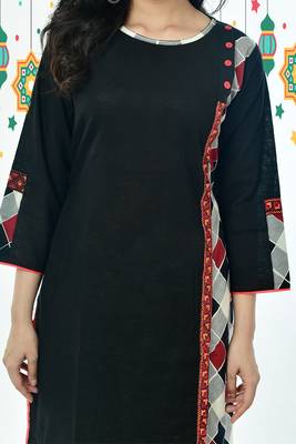 Black Side Panel Cotton Kurti With Knatha Stitch Border 3