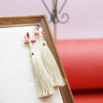 Gold earrings 2