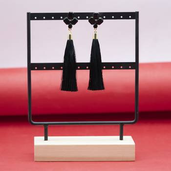 Black earrings 2