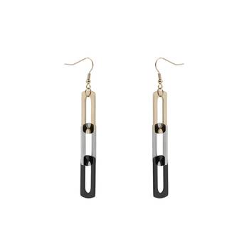 Black earrings 4
