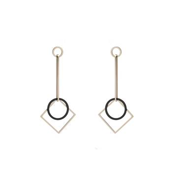 Black earrings 4