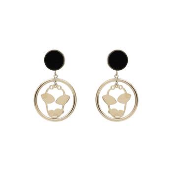 Black earrings 4
