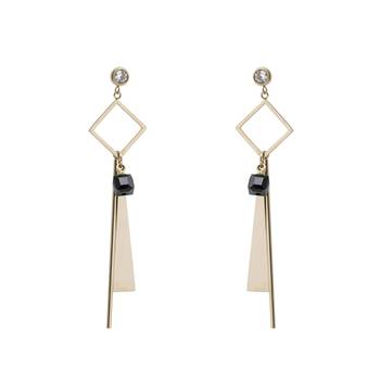Black earrings 4