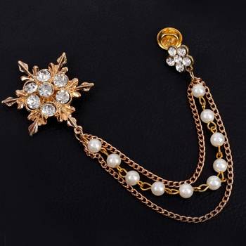 White crystal brooch 3