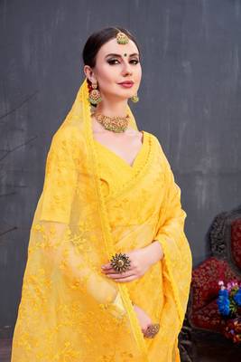 Yellow Embroidered Organza Saree With Blouse 2