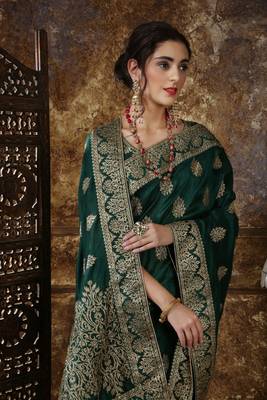 Dark Green Embroidered Silk Saree With Blouse 4