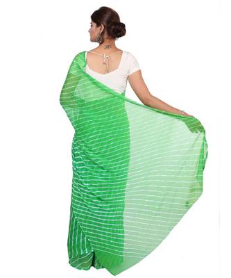 green plain chiffon saree with blouse 4