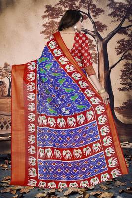 Royal Blue Printed Cotton Poly Saree With Blouse 2