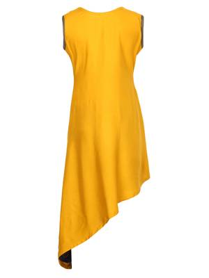 Button Detailed Asymmetric Kurti 2