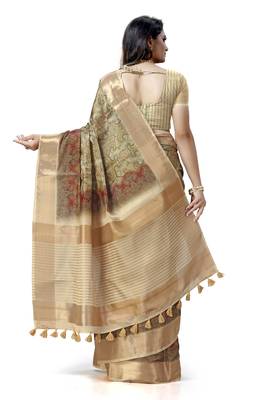 Beige woven silk saree with blouse 2