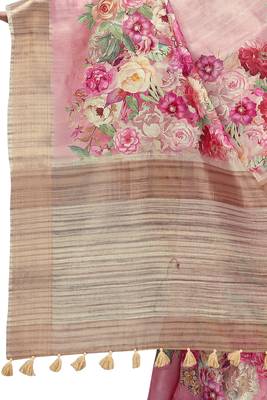 Pink woven silk saree with blouse 3