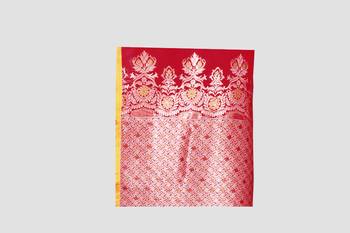 Red Woven Kanchipuram Silk Saree With Blouse 5