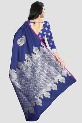 Blue Woven Kanchipuram Silk Saree With Blouse 3