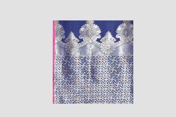 Blue Woven Kanchipuram Silk Saree With Blouse 5