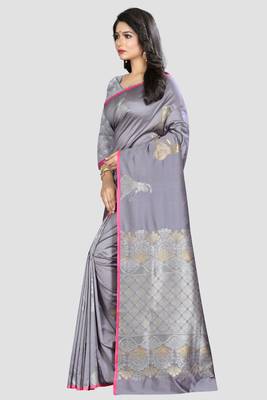 Grey Woven Kanchipuram Silk Saree With Blouse 2