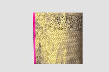 Black Woven Kanchipuram Silk Saree With Blouse 5