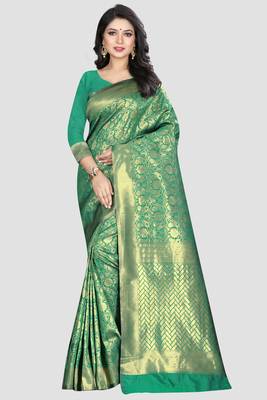 Green Woven Kanchipuram Silk Saree With Blouse 1