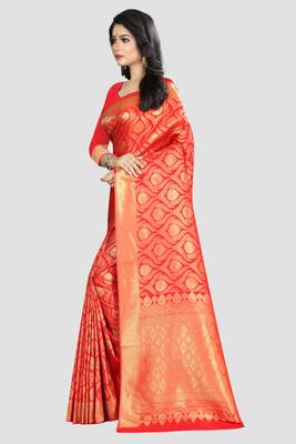 Red Woven Kanchipuram Silk Saree With Blouse 2