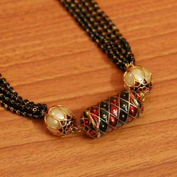 Black Necklaces 2
