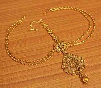 Gold Maang-Tikka 1