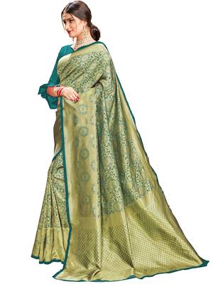 Green woven silk saree with blouse 2