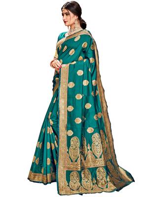 Green woven silk saree with blouse 3