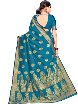 Green woven silk saree with blouse 3