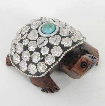 Handcraft Silver Coloured Turtle With Pearl Fine Work Statue For Home Decor 4