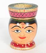 Handcraft Multicolour Woddcraft Men Women Statue Fine Work For Home Decor