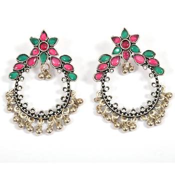 Traditional And Elegant Kundan Earrings For Women And Girls 2
