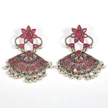 Traditional And Elegant Kundan Earrings For Women And Girls 2