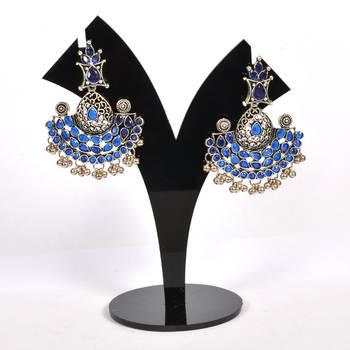 Traditional And Elegant Kundan Earrings For Women And Girls 1