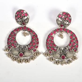 Traditional And Elegant Kundan Earrings For Women And Girls 2