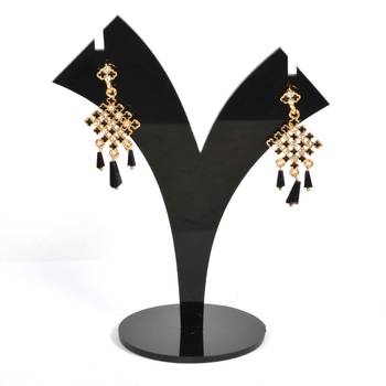Traditional And Elegant Kundan Earrings For Women And Girls 1