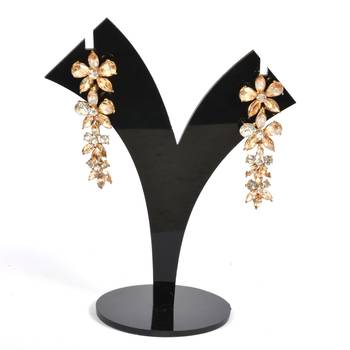 Traditional And Elegant Kundan Earrings For Women And Girls 1